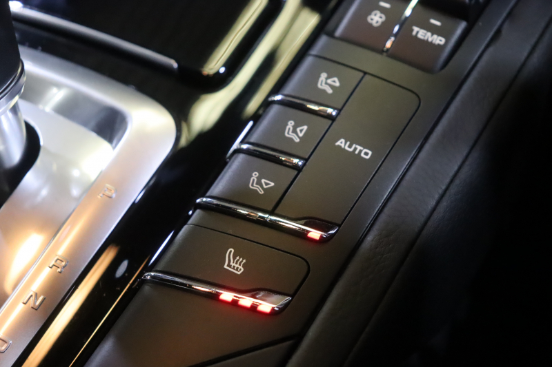 ポルシェ カイエン ﾌﾟﾗﾁﾅｴﾃﾞｨｼｮﾝ　MY17 特別仕様車 後期ﾓﾃﾞﾙ ｱﾙｶﾝﾀｰﾗｺﾝﾋﾞｼｰﾄ(ﾌﾞﾗｯｸ) PCMﾅﾋﾞ BOSEｻｳﾝﾄﾞ CarPlay ﾌﾙｾｸﾞTV ﾎﾞﾃﾞｨ同色ﾜｲﾄﾞﾎｲｰﾙｱｰﾁ ﾊｲｸﾞﾛｽｴｸｽﾃﾘｱ 20ｲﾝﾁRSｽﾊﾟｲﾀﾞｰｱﾙﾐ　2年保証