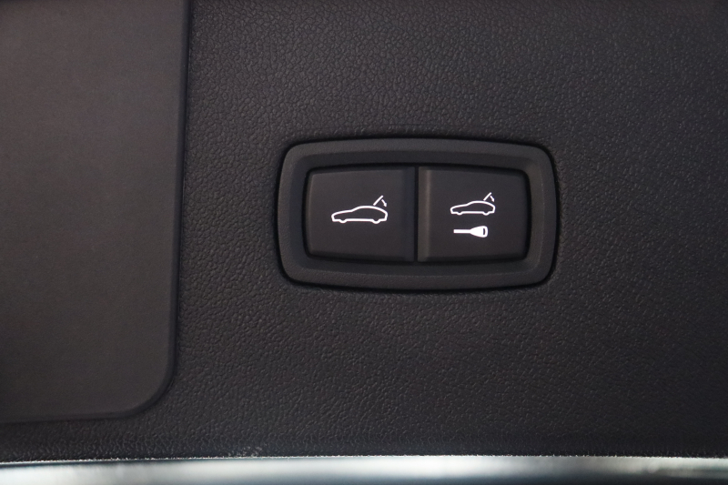 ポルシェ カイエン MY19 本革ｼｰﾄ(ﾌﾞﾗｯｸ) ﾒﾓﾘｰ機能付き電動ｼｰﾄ ｼｰﾄﾋｰﾀｰ ﾊﾟﾉﾗﾏｻﾝﾙｰﾌ PCMﾅﾋﾞ CarPlay LEDﾍｯﾄﾞﾗｲﾄ ｱｸﾃｨﾌﾞｸﾙｺﾝ ﾚｰﾝﾁｪﾝｼﾞ&ﾚｰﾝｷｰﾌﾟｱｼｽﾄ 21ｲﾝﾁｶｲｴﾝｴｸｽｸﾙｰｼﾌﾞﾃﾞｻﾞｲﾝｱﾙﾐ　2年保証