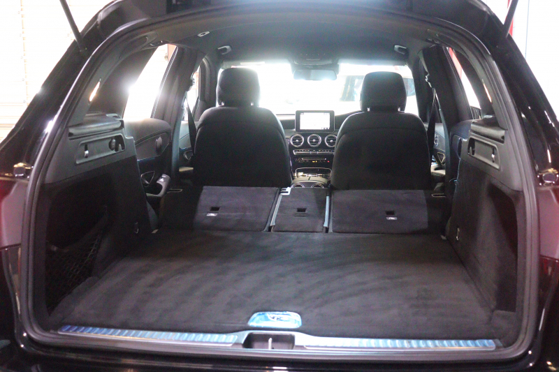 メルセデスベンツ GLC GLC200 ｽﾎﾟｰﾂ ﾚｰﾀﾞｰSP　1ｵｰﾅｰ ﾚｻﾞｰARTICO/DINAMICAｼｰﾄ ｼｰﾄﾋｰﾀｰ 8.4ｲﾝﾁﾜｲﾄﾞﾅﾋﾞ 360ｶﾒﾗ ｱｸﾃｨﾌﾞｸﾙｺﾝ LEDﾍｯﾄﾞﾗｲﾄ ｱﾝﾋﾞｴﾝﾄﾗｲﾄ 自動ﾘｱｹﾞｰﾄ ﾌｯﾄﾄﾗﾝｸｵｰﾌﾟﾅｰ ﾗﾝﾆﾝｸﾞﾎﾞｰﾄﾞ AMGｴｱﾛ&19ｲﾝﾁｱﾙﾐ　2年保証