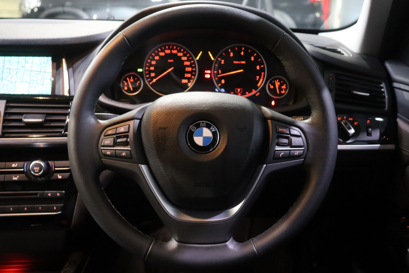 BMW X3 xDrive 35i Xﾗｲﾝ　後期 ﾄﾞﾗｲﾋﾞﾝｸﾞｱｼｽﾄﾌﾟﾗｽ ﾓｶﾚｻﾞｰ 8.8ｲﾝﾁﾜｲﾄﾞﾅﾋﾞ ﾌﾙｾｸﾞTV ｱｸﾃｨﾌﾞｸﾙｺﾝ ｱﾀﾞﾌﾟﾃｨﾌﾞLEDﾍｯﾄﾞﾗｲﾄ ｼｰﾄﾋｰﾀｰ 360ｶﾒﾗ  専用19ｲﾝﾁYｽﾎﾟｰｸｱﾛｲﾎｲｰﾙ 有償色　2年保証