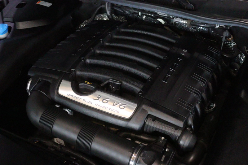 ポルシェ カイエン ﾌﾟﾗﾁﾅｴﾃﾞｨｼｮﾝ　特別仕様車 後期ﾓﾃﾞﾙ PASM ｱﾙｶﾝﾀｰﾗｺﾝﾋﾞｼｰﾄ(ｱｹﾞｰﾄｸﾞﾚｰ) ｻﾝﾙｰﾌ PCMﾅﾋﾞ BOSEｻｳﾝﾄﾞ CarPlay ｱｸﾃｨﾌﾞｸﾙｺﾝ ｴﾝﾄﾘｰﾄﾞﾗｲﾌﾞ PDLS付ｷｾﾉﾝﾍｯﾄﾞﾗｲﾄ ｽﾎﾟｰﾂﾃｰﾙﾊﾟｲﾌﾟ 21ｲﾝﾁｶｲｴﾝｸﾗｯｼｯｸｱﾙﾐ　2年保証