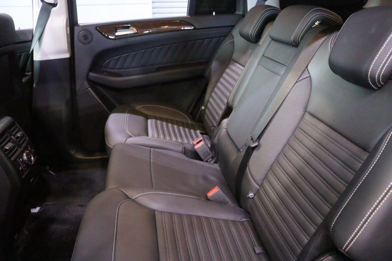 メルセデスベンツ GLS GLS350d 4MATIC ｽﾎﾟｰﾂ ﾚｰﾀﾞｰSP　黒ﾅｯﾊﾟ革 ｼｰﾄﾋｰﾀｰ ﾊﾟﾉﾗﾏｻﾝﾙｰﾌ 8ｲﾝﾁﾜｲﾄﾞﾅﾋﾞ ﾌﾙｾｸﾞTV harman/kardonｻｳﾝﾄﾞ CarPlay 360ｶﾒﾗ LEDﾍｯﾄﾞﾗｲﾄ 自動ﾘｱｹﾞｰﾄ 温冷ｶｯﾌﾟﾎﾙﾀﾞｰ AMGｴｱﾛ&20ｲﾝﾁｱﾙﾐ　2年保証