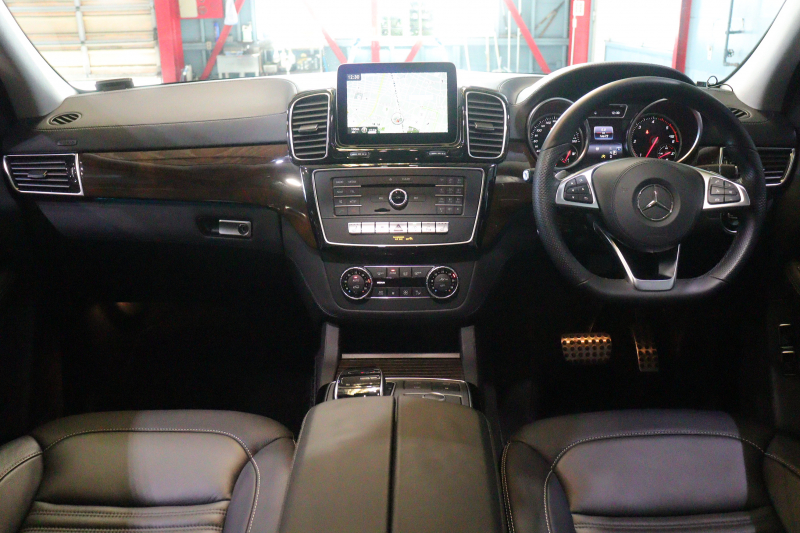 メルセデスベンツ GLS GLS350d 4MATIC ｽﾎﾟｰﾂ ﾚｰﾀﾞｰSP　黒ﾅｯﾊﾟ革 ｼｰﾄﾋｰﾀｰ ﾊﾟﾉﾗﾏｻﾝﾙｰﾌ 8ｲﾝﾁﾜｲﾄﾞﾅﾋﾞ ﾌﾙｾｸﾞTV harman/kardonｻｳﾝﾄﾞ CarPlay 360ｶﾒﾗ LEDﾍｯﾄﾞﾗｲﾄ 自動ﾘｱｹﾞｰﾄ 温冷ｶｯﾌﾟﾎﾙﾀﾞｰ AMGｴｱﾛ&20ｲﾝﾁｱﾙﾐ　2年保証