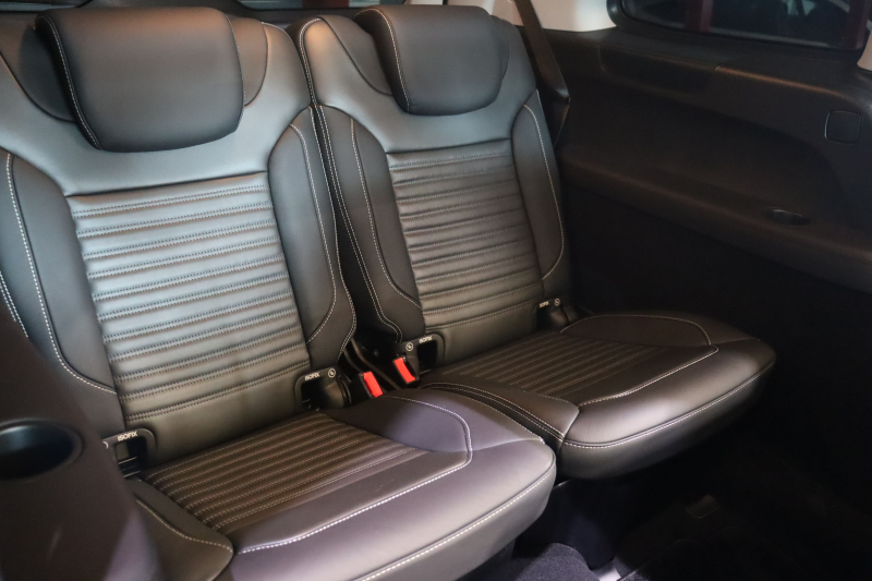 メルセデスベンツ GLS GLS350d 4MATIC ｽﾎﾟｰﾂ ﾚｰﾀﾞｰSP　黒ﾅｯﾊﾟ革 ｼｰﾄﾋｰﾀｰ ﾊﾟﾉﾗﾏｻﾝﾙｰﾌ 8ｲﾝﾁﾜｲﾄﾞﾅﾋﾞ ﾌﾙｾｸﾞTV harman/kardonｻｳﾝﾄﾞ CarPlay 360ｶﾒﾗ LEDﾍｯﾄﾞﾗｲﾄ 自動ﾘｱｹﾞｰﾄ 温冷ｶｯﾌﾟﾎﾙﾀﾞｰ AMGｴｱﾛ&20ｲﾝﾁｱﾙﾐ　2年保証