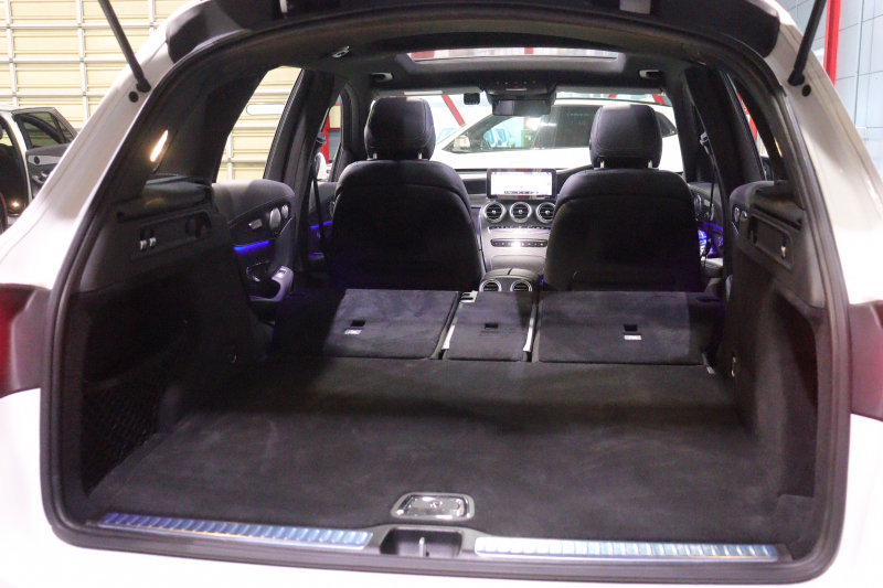 メルセデスベンツ GLC GLC 220d 4MATIC AMGﾗｲﾝ ﾚｻﾞｰｴｸｽｸﾙｰｼﾌﾞP ﾚｰﾀﾞｰSP　黒本革 ﾘﾗｸｾﾞｰｼｮﾝ ﾊﾟﾉﾗﾏｻﾝﾙｰﾌ 10.25ｲﾝﾁﾜｲﾄﾞﾅﾋﾞ 12.3ｲﾝﾁｺｸﾋﾟｯﾄﾃﾞｨｽﾌﾟﾚｲ Burmester ｱｸﾃｨﾌﾞｸﾙｺﾝ ﾏﾙﾁﾋﾞｰﾑLED ﾍｯﾄﾞｱｯﾌﾟﾃﾞｨｽﾌﾟﾚｲ　2年保証