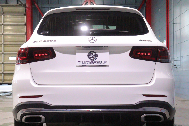 メルセデスベンツ GLC GLC 220d 4MATIC AMGﾗｲﾝ ﾚｻﾞｰｴｸｽｸﾙｰｼﾌﾞP ﾚｰﾀﾞｰSP　黒本革 ﾘﾗｸｾﾞｰｼｮﾝ ﾊﾟﾉﾗﾏｻﾝﾙｰﾌ 10.25ｲﾝﾁﾜｲﾄﾞﾅﾋﾞ 12.3ｲﾝﾁｺｸﾋﾟｯﾄﾃﾞｨｽﾌﾟﾚｲ Burmester ｱｸﾃｨﾌﾞｸﾙｺﾝ ﾏﾙﾁﾋﾞｰﾑLED ﾍｯﾄﾞｱｯﾌﾟﾃﾞｨｽﾌﾟﾚｲ　2年保証