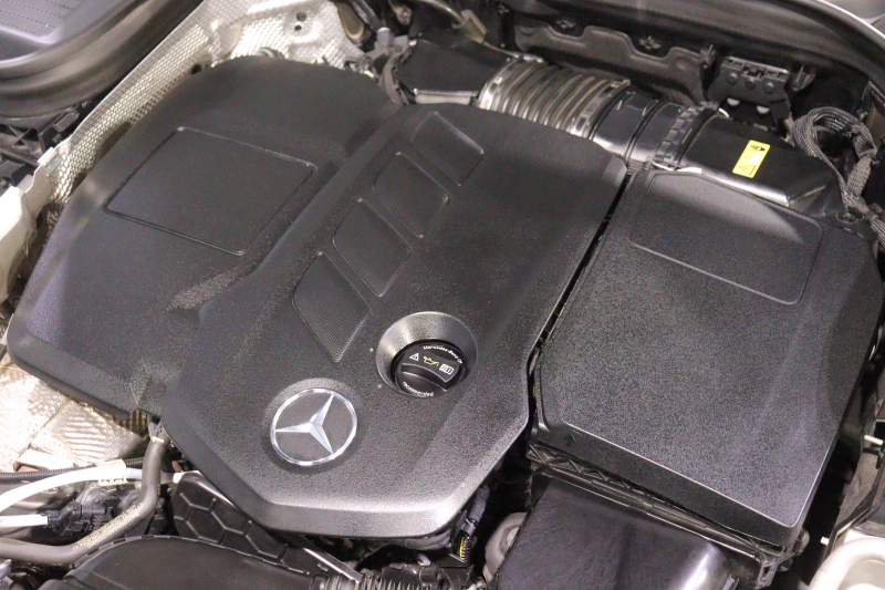 メルセデスベンツ GLC GLC 220d 4MATIC AMGﾗｲﾝ ﾚｻﾞｰｴｸｽｸﾙｰｼﾌﾞP ﾚｰﾀﾞｰSP　黒本革 ﾘﾗｸｾﾞｰｼｮﾝ ﾊﾟﾉﾗﾏｻﾝﾙｰﾌ 10.25ｲﾝﾁﾜｲﾄﾞﾅﾋﾞ 12.3ｲﾝﾁｺｸﾋﾟｯﾄﾃﾞｨｽﾌﾟﾚｲ Burmester ｱｸﾃｨﾌﾞｸﾙｺﾝ ﾏﾙﾁﾋﾞｰﾑLED ﾍｯﾄﾞｱｯﾌﾟﾃﾞｨｽﾌﾟﾚｲ　2年保証