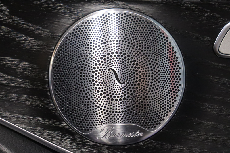 メルセデスベンツ GLC GLC 220d 4MATIC AMGﾗｲﾝ ﾚｻﾞｰｴｸｽｸﾙｰｼﾌﾞP ﾚｰﾀﾞｰSP　黒本革 ﾘﾗｸｾﾞｰｼｮﾝ ﾊﾟﾉﾗﾏｻﾝﾙｰﾌ 10.25ｲﾝﾁﾜｲﾄﾞﾅﾋﾞ 12.3ｲﾝﾁｺｸﾋﾟｯﾄﾃﾞｨｽﾌﾟﾚｲ Burmester ｱｸﾃｨﾌﾞｸﾙｺﾝ ﾏﾙﾁﾋﾞｰﾑLED ﾍｯﾄﾞｱｯﾌﾟﾃﾞｨｽﾌﾟﾚｲ　2年保証