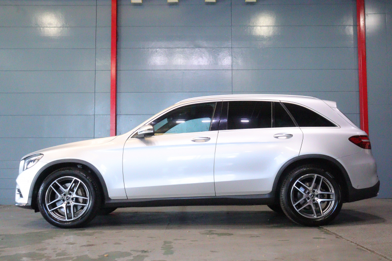 メルセデスベンツ GLC GLC200 ｽﾎﾟｰﾂ ﾚｰﾀﾞｰSP　1ｵｰﾅｰ ﾚｻﾞｰARTICO/DINAMICAｼｰﾄ ｼｰﾄﾋｰﾀｰ 8.4ｲﾝﾁﾜｲﾄﾞﾅﾋﾞ 360ｶﾒﾗ ｱｸﾃｨﾌﾞｸﾙｺﾝ LEDﾍｯﾄﾞﾗｲﾄ ｱﾝﾋﾞｴﾝﾄﾗｲﾄ 自動ﾘｱｹﾞｰﾄ ﾌｯﾄﾄﾗﾝｸｵｰﾌﾟﾅｰ AMGｴｱﾛ&19ｲﾝﾁｱﾙﾐ　2年保証