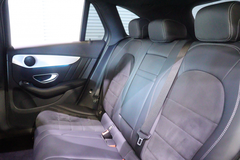 メルセデスベンツ GLC GLC200 ｽﾎﾟｰﾂ ﾚｰﾀﾞｰSP　1ｵｰﾅｰ ﾚｻﾞｰARTICO/DINAMICAｼｰﾄ ｼｰﾄﾋｰﾀｰ 8.4ｲﾝﾁﾜｲﾄﾞﾅﾋﾞ 360ｶﾒﾗ ｱｸﾃｨﾌﾞｸﾙｺﾝ LEDﾍｯﾄﾞﾗｲﾄ ｱﾝﾋﾞｴﾝﾄﾗｲﾄ 自動ﾘｱｹﾞｰﾄ ﾌｯﾄﾄﾗﾝｸｵｰﾌﾟﾅｰ AMGｴｱﾛ&19ｲﾝﾁｱﾙﾐ　2年保証