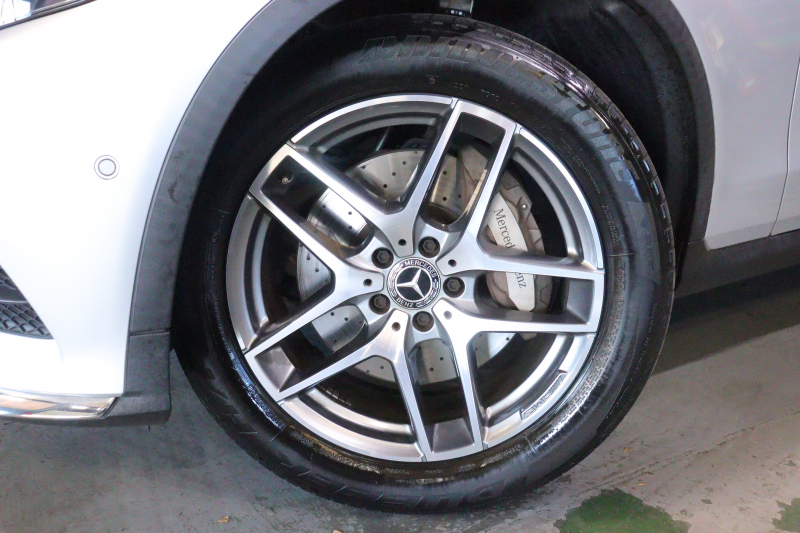 メルセデスベンツ GLC GLC200 ｽﾎﾟｰﾂ ﾚｰﾀﾞｰSP　1ｵｰﾅｰ ﾚｻﾞｰARTICO/DINAMICAｼｰﾄ ｼｰﾄﾋｰﾀｰ 8.4ｲﾝﾁﾜｲﾄﾞﾅﾋﾞ 360ｶﾒﾗ ｱｸﾃｨﾌﾞｸﾙｺﾝ LEDﾍｯﾄﾞﾗｲﾄ ｱﾝﾋﾞｴﾝﾄﾗｲﾄ 自動ﾘｱｹﾞｰﾄ ﾌｯﾄﾄﾗﾝｸｵｰﾌﾟﾅｰ AMGｴｱﾛ&19ｲﾝﾁｱﾙﾐ　2年保証