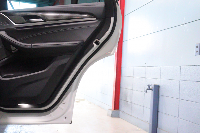 BMW Mシリーズ X4 M ｺﾝﾍﾟﾃｨｼｮﾝ　ﾄﾞﾗｲﾋﾞﾝｸﾞｱｼｽﾄﾌﾟﾗｽ ACC Mｽﾎﾟｰﾂｼｰﾄ(ｴｸｽﾃﾝﾄﾞﾚｻﾞｰﾒﾘﾉ) ﾊﾟﾉﾗﾏｻﾝﾙｰﾌ 第6世代iDriveﾅﾋﾞ harman/kardonｻｳﾝﾄﾞ HUD ｱﾀﾞﾌﾟﾃｨﾌﾞLED Mｽﾎﾟｰﾂｴｷｿﾞｰｽﾄ 専用ｴｸｽﾃﾘｱ 21ｲﾝﾁｱﾙﾐ 　2年保証