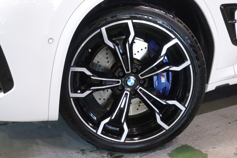 BMW Mシリーズ X4 M ｺﾝﾍﾟﾃｨｼｮﾝ　ﾄﾞﾗｲﾋﾞﾝｸﾞｱｼｽﾄﾌﾟﾗｽ ACC Mｽﾎﾟｰﾂｼｰﾄ(ｴｸｽﾃﾝﾄﾞﾚｻﾞｰﾒﾘﾉ) ﾊﾟﾉﾗﾏｻﾝﾙｰﾌ 第6世代iDriveﾅﾋﾞ harman/kardonｻｳﾝﾄﾞ HUD ｱﾀﾞﾌﾟﾃｨﾌﾞLED Mｽﾎﾟｰﾂｴｷｿﾞｰｽﾄ 専用ｴｸｽﾃﾘｱ 21ｲﾝﾁｱﾙﾐ 　2年保証