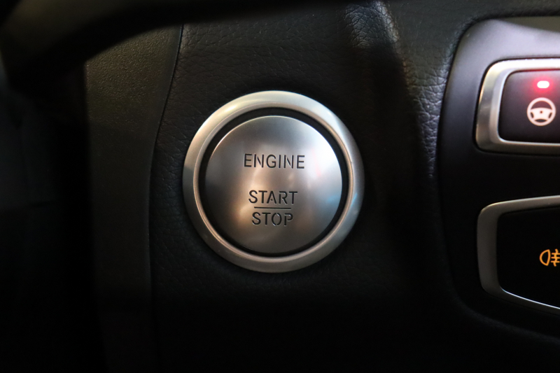 メルセデスベンツ GLCクーペ GLC220d 4MATIC ｸｰﾍﾟ ｽﾎﾟｰﾂ ﾚｰﾀﾞｰSP　ﾚｻﾞｰARTICO/DINAMICAｼｰﾄ 8.4ｲﾝﾁﾜｲﾄﾞﾅﾋﾞ ﾌﾙｾｸﾞTV ﾍｯﾄﾞｱｯﾌﾟﾃﾞｨｽﾌﾟﾚｲ LEDﾍｯﾄﾞﾗｲﾄ ｱﾝﾋﾞｴﾝﾄﾗｲﾄ 自動ﾘｱｹﾞｰﾄ ﾊﾝｽﾞﾌﾘｰA AMGｴｱﾛ&19ｲﾝﾁｱﾙﾐ　2年保証