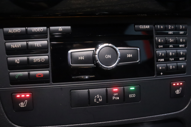 メルセデスベンツ GLKクラス GLK350 4MATIC AMGｴｸｽｸﾙｰｼﾌﾞﾚｰﾀﾞｰSP　後期ﾓﾃﾞﾙ 本革ｼｰﾄ(ﾌﾞﾗｯｸ) ﾊﾟﾉﾗﾏｻﾝﾙｰﾌ 7ｲﾝﾁﾜｲﾄﾞﾅﾋﾞ ｱｸﾃｨﾌﾞｸﾙｺﾝ Bluetooth ｷｰﾚｽｺﾞｰ 360ｶﾒﾗ AMGｴｱﾛ ｻｲﾄﾞﾗﾝﾆﾝｸﾞﾎﾞｰﾄﾞ　2年保証