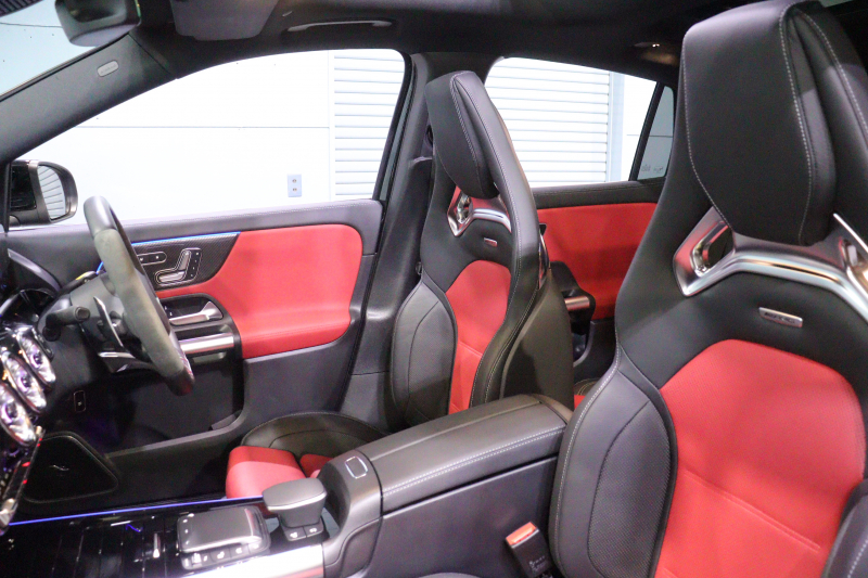 AMG GLA GLA45 S 4MATIC+ AMGﾊﾟﾌｫｰﾏﾝｽ&ｱﾄﾞﾊﾞﾝｽﾄﾞP ﾚｰﾀﾞｰSP　本革(ﾌﾞﾗｯｸ) ﾊﾟﾌｫｰﾏﾝｽｼｰﾄ ﾊﾟﾉﾗﾏｻﾝﾙｰﾌ 10.25ｲﾝﾁﾜｲﾄﾞﾅﾋﾞ Burmesterｻｳﾝﾄﾞ ﾌﾙｾｸﾞTV ｼｰﾄﾋｰﾀｰ/ﾍﾞﾝﾁﾚｰﾀｰ ﾍｯﾄﾞｱｯﾌﾟﾃﾞｨｽﾌﾟﾚｲ 360ｶﾒﾗ　2年保証