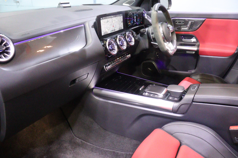 AMG GLA GLA45 S 4MATIC+ AMGﾊﾟﾌｫｰﾏﾝｽ&ｱﾄﾞﾊﾞﾝｽﾄﾞP ﾚｰﾀﾞｰSP　本革(ﾌﾞﾗｯｸ) ﾊﾟﾌｫｰﾏﾝｽｼｰﾄ ﾊﾟﾉﾗﾏｻﾝﾙｰﾌ 10.25ｲﾝﾁﾜｲﾄﾞﾅﾋﾞ Burmesterｻｳﾝﾄﾞ ﾌﾙｾｸﾞTV ｼｰﾄﾋｰﾀｰ/ﾍﾞﾝﾁﾚｰﾀｰ ﾍｯﾄﾞｱｯﾌﾟﾃﾞｨｽﾌﾟﾚｲ 360ｶﾒﾗ　2年保証