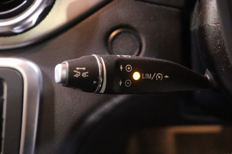 メルセデスベンツ GLA GLA220 4MATIC ﾚｻﾞｰｴｸｽｸﾙｰｼﾌﾞ&ﾌﾟﾚﾐｱﾑP ﾚｰﾀﾞｰSP　後期ﾓﾃﾞﾙ 黒本革 ﾊﾟﾉﾗﾏｻﾝﾙｰﾌ 8ｲﾝﾁﾜｲﾄﾞﾅﾋﾞ CarPlay harman/kardonｻｳﾝﾄﾞ LEDﾍｯﾄﾞﾗｲﾄ ｱｸﾃｨﾌﾞｸﾙｺﾝ 自動ﾘｱｹﾞｰﾄ 18ｲﾝﾁｱﾙﾐ　2年保証