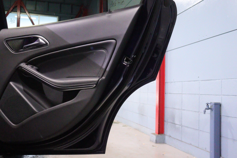 メルセデスベンツ GLA GLA220 4MATIC ﾚｻﾞｰｴｸｽｸﾙｰｼﾌﾞ&ﾌﾟﾚﾐｱﾑP ﾚｰﾀﾞｰSP　後期ﾓﾃﾞﾙ 黒本革 ﾊﾟﾉﾗﾏｻﾝﾙｰﾌ 8ｲﾝﾁﾜｲﾄﾞﾅﾋﾞ CarPlay harman/kardonｻｳﾝﾄﾞ LEDﾍｯﾄﾞﾗｲﾄ ｱｸﾃｨﾌﾞｸﾙｺﾝ 自動ﾘｱｹﾞｰﾄ 18ｲﾝﾁｱﾙﾐ　2年保証