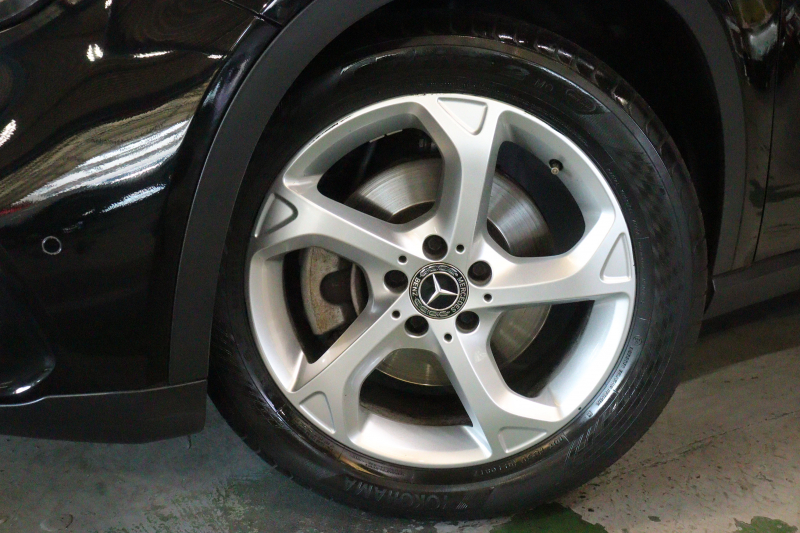 メルセデスベンツ GLA GLA220 4MATIC ﾌﾟﾚﾐｱﾑP ﾚｰﾀﾞｰSP　後期ﾓﾃﾞﾙ 黒革 ﾊﾟﾉﾗﾏｻﾝﾙｰﾌ 8ｲﾝﾁﾜｲﾄﾞﾅﾋﾞ CarPlay harman/kardonｻｳﾝﾄﾞ LEDﾍｯﾄﾞﾗｲﾄ ｱｸﾃｨﾌﾞｸﾙｺﾝ 自動ﾘｱｹﾞｰﾄ 18ｲﾝﾁｱﾙﾐ　2年保証