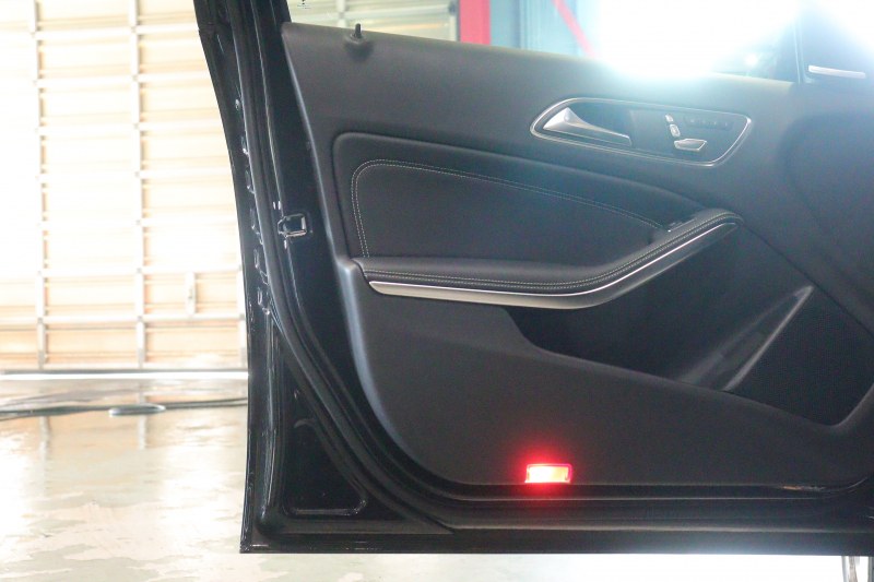 メルセデスベンツ GLA GLA220 4MATIC ﾌﾟﾚﾐｱﾑP ﾚｰﾀﾞｰSP　後期ﾓﾃﾞﾙ 黒革 ﾊﾟﾉﾗﾏｻﾝﾙｰﾌ 8ｲﾝﾁﾜｲﾄﾞﾅﾋﾞ CarPlay harman/kardonｻｳﾝﾄﾞ LEDﾍｯﾄﾞﾗｲﾄ ｱｸﾃｨﾌﾞｸﾙｺﾝ 自動ﾘｱｹﾞｰﾄ 18ｲﾝﾁｱﾙﾐ　2年保証