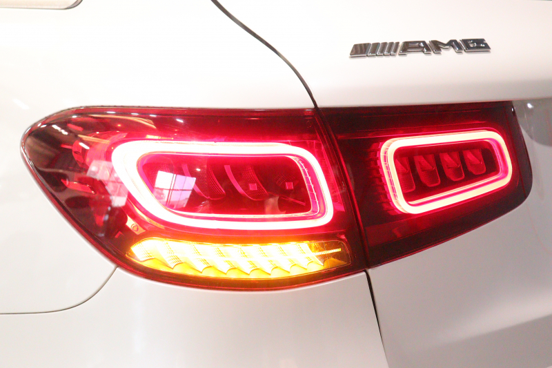 AMG GLC GLC63 S 4MATIC+ AMGﾊﾟﾌｫｰﾏﾝｽ&ｺﾝﾌｫｰﾄP ﾚｰﾀﾞｰSP　後期ﾓﾃﾞﾙ ﾊﾟﾌｫｰﾏﾝｽｼｰﾄ ﾊﾟﾉﾗﾏｻﾝﾙｰﾌ 10.25ｲﾝﾁﾜｲﾄﾞﾅﾋﾞ Burmesterｻｳﾝﾄﾞ ﾍｯﾄﾞｱｯﾌﾟﾃﾞｨｽﾌﾟﾚｲ ﾏﾙﾁﾋﾞｰﾑLED ｶｰﾎﾞﾝｾﾗﾐｯｸﾌﾞﾚｰｷ 360ｶﾒﾗ　2年保証