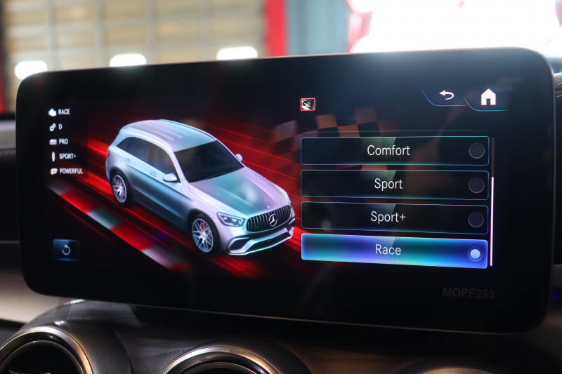 AMG GLC GLC63 S 4MATIC+ AMGﾊﾟﾌｫｰﾏﾝｽ&ｺﾝﾌｫｰﾄP ﾚｰﾀﾞｰSP　後期ﾓﾃﾞﾙ ﾊﾟﾌｫｰﾏﾝｽｼｰﾄ ﾊﾟﾉﾗﾏｻﾝﾙｰﾌ 10.25ｲﾝﾁﾜｲﾄﾞﾅﾋﾞ Burmesterｻｳﾝﾄﾞ ﾍｯﾄﾞｱｯﾌﾟﾃﾞｨｽﾌﾟﾚｲ ﾏﾙﾁﾋﾞｰﾑLED ｶｰﾎﾞﾝｾﾗﾐｯｸﾌﾞﾚｰｷ 360ｶﾒﾗ　2年保証