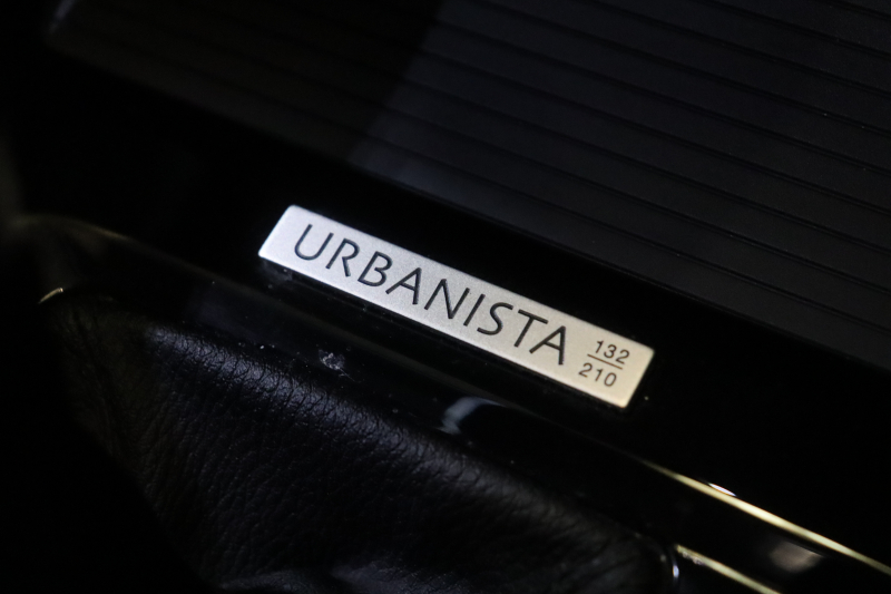 BMW X1 xDrive 18d ｱｰﾊﾞﾆｽﾀ　特別限定車 1ｵﾅ 専用ｶﾗｰ Aｱｸﾃｨﾌﾞ･ｾｰﾌﾃｨ ACC 茶革 純正ﾅﾋﾞ Bｶﾒﾗ ﾍｯﾄﾞｱｯﾌﾟD 19ｲﾝﾁAW(ｽﾀｲﾘﾝｸﾞ551) ｱﾝﾋﾞｴﾝﾄﾗｲﾄ LEDﾗｲﾄ 自動ﾘｱｹﾞｰﾄ　2年保証付