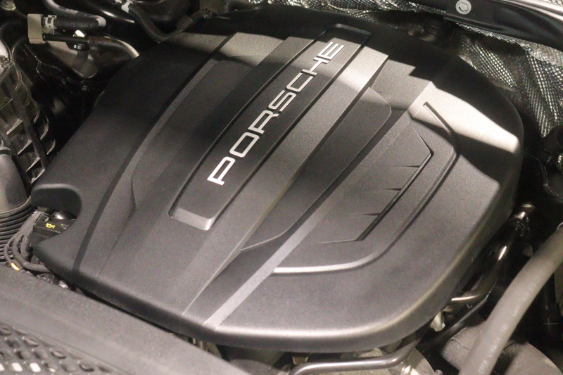 ポルシェ マカン ﾂｰﾄｰﾝﾚｻﾞｰｲﾝﾃﾘｱ(ﾍﾞｰｼﾞｭ/ﾌﾞﾗｯｸ) ﾍﾞｰｼﾞｭﾚｻﾞｰｼｰﾄ ｼｰﾄﾋｰﾀｰ PCMﾅﾋﾞ Bluetooth ﾊﾞｯｸ/ｻｲﾄﾞｶﾒﾗ 8way電動ｼｰﾄ ﾚｰﾝﾃﾞｨﾊﾟｰﾁｬｳｫｰﾆﾝｸﾞ ｷｾﾉﾝﾍｯﾄﾞﾗｲﾄ 19ｲﾝﾁﾏｶﾝﾀｰﾎﾞAW　2年保証