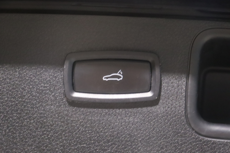 ポルシェ マカン ﾂｰﾄｰﾝﾚｻﾞｰｲﾝﾃﾘｱ(ﾍﾞｰｼﾞｭ/ﾌﾞﾗｯｸ) ﾍﾞｰｼﾞｭﾚｻﾞｰｼｰﾄ ｼｰﾄﾋｰﾀｰ PCMﾅﾋﾞ Bluetooth ﾊﾞｯｸ/ｻｲﾄﾞｶﾒﾗ 8way電動ｼｰﾄ ﾚｰﾝﾃﾞｨﾊﾟｰﾁｬｳｫｰﾆﾝｸﾞ ｷｾﾉﾝﾍｯﾄﾞﾗｲﾄ 19ｲﾝﾁﾏｶﾝﾀｰﾎﾞAW　2年保証