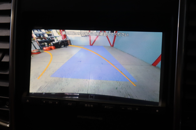 ポルシェ カイエン ｽﾎﾟｰﾂｸﾛﾉP　MY16 後期 ﾂｰﾄﾝﾚｻﾞｰｲﾝﾃﾘｱ(ﾚｯﾄﾞ/ﾌﾞﾗｯｸ) 純正ﾅﾋﾞ ｴﾝﾄﾘｰﾄﾞﾗｲﾌﾞ ﾒﾓﾘｰ付き14way電動ｼｰﾄ ｼｰﾄﾋｰﾀｰ ｽﾎﾟｰﾂﾃｰﾙﾊﾟｲﾌﾟ SPORT PLUSﾓｰﾄﾞ 18ｲﾝﾁｶｲｴﾝAW　2年保証