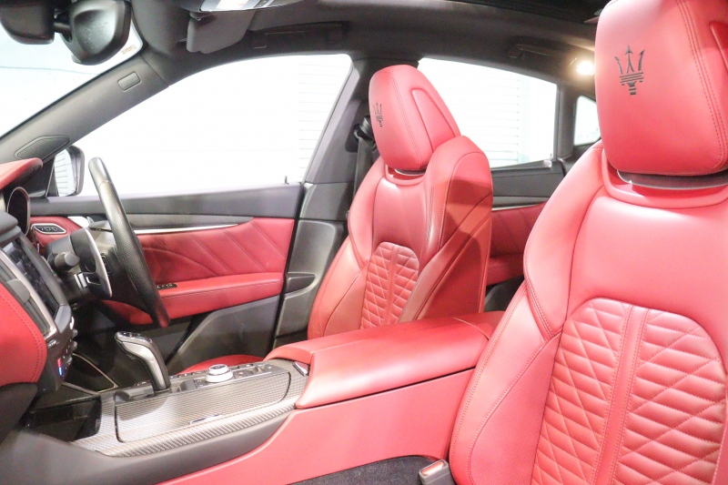 マセラティ レヴァンテ S ｸﾞﾗﾝｽﾎﾟｰﾂ　後期 NEWｼﾌﾄ ADAS ACC LDW BSA ﾚｯﾄﾞﾚｻﾞｰｼｰﾄ ﾊﾟﾉﾗﾏｻﾝﾙｰﾌ MTCﾅﾋﾞ ﾌﾙｾｸﾞTV harman/kardon CarPlar ｽｶｲﾌｯｸ LEDﾍｯﾄﾞﾗｲﾄ ｿﾌﾄﾄﾞｱｸﾛｰｼﾞｬｰ 自動ﾘｱｹﾞｰﾄ 専用ｴｸﾃﾘｱ 20ｲﾝﾁﾍﾘｵｽAW 　2年保証