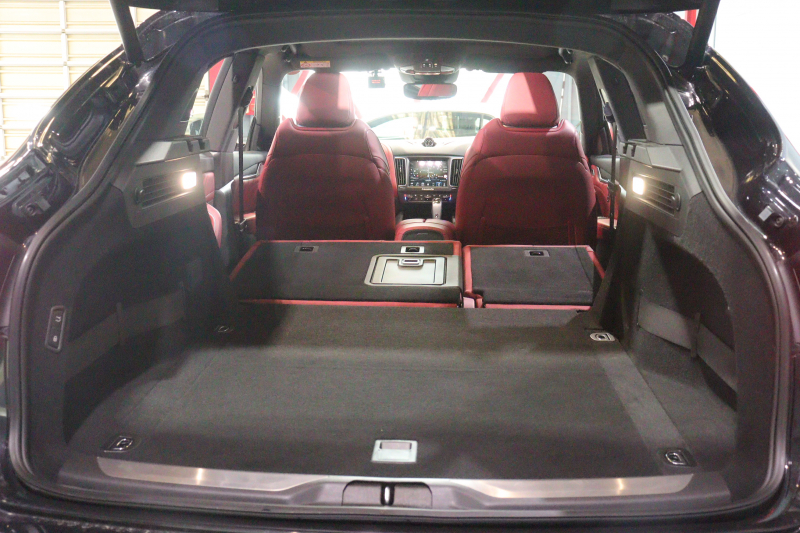 マセラティ レヴァンテ S ｸﾞﾗﾝｽﾎﾟｰﾂ　後期 NEWｼﾌﾄ ADAS ACC LDW BSA ﾚｯﾄﾞﾚｻﾞｰｼｰﾄ ﾊﾟﾉﾗﾏｻﾝﾙｰﾌ MTCﾅﾋﾞ ﾌﾙｾｸﾞTV harman/kardon CarPlar ｽｶｲﾌｯｸ LEDﾍｯﾄﾞﾗｲﾄ ｿﾌﾄﾄﾞｱｸﾛｰｼﾞｬｰ 自動ﾘｱｹﾞｰﾄ 専用ｴｸﾃﾘｱ 20ｲﾝﾁﾍﾘｵｽAW 　2年保証