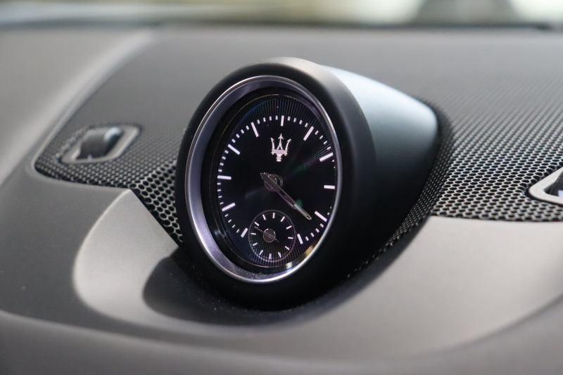 マセラティ レヴァンテ S ｸﾞﾗﾝｽﾎﾟｰﾂ　後期 NEWｼﾌﾄ ADAS ACC LDW BSA ﾚｯﾄﾞﾚｻﾞｰｼｰﾄ ﾊﾟﾉﾗﾏｻﾝﾙｰﾌ MTCﾅﾋﾞ ﾌﾙｾｸﾞTV harman/kardon CarPlar ｽｶｲﾌｯｸ LEDﾍｯﾄﾞﾗｲﾄ ｿﾌﾄﾄﾞｱｸﾛｰｼﾞｬｰ 自動ﾘｱｹﾞｰﾄ 専用ｴｸﾃﾘｱ 20ｲﾝﾁﾍﾘｵｽAW 　2年保証