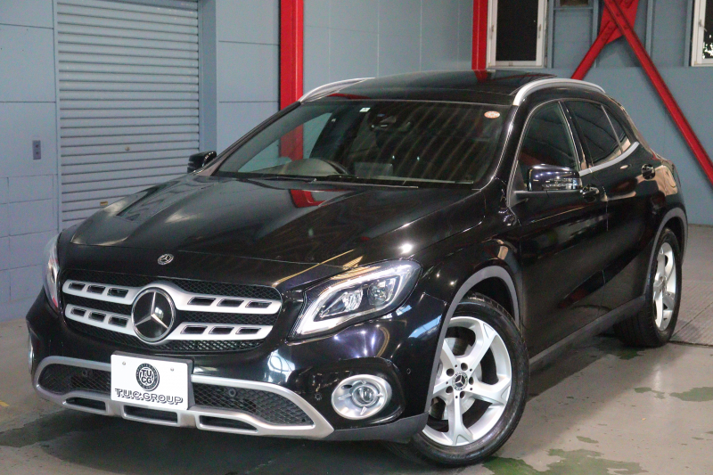 メルセデスベンツ GLA GLA220 4MATIC ﾌﾟﾚﾐｱﾑP ﾚｰﾀﾞｰSP　1ｵｰﾅｰ 後期ﾓﾃﾞﾙ 黒革 ﾊﾟﾉﾗﾏｻﾝﾙｰﾌ 8ｲﾝﾁﾜｲﾄﾞﾅﾋﾞ CarPlay harman/kardonｻｳﾝﾄﾞ LEDﾍｯﾄﾞﾗｲﾄ ｱｸﾃｨﾌﾞｸﾙｺﾝ 自動ﾘｱｹﾞｰﾄ 18ｲﾝﾁｱﾙﾐ　2年保証