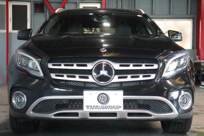 メルセデスベンツ GLA GLA220 4MATIC ﾌﾟﾚﾐｱﾑP ﾚｰﾀﾞｰSP　1ｵｰﾅｰ 後期ﾓﾃﾞﾙ 黒革 ﾊﾟﾉﾗﾏｻﾝﾙｰﾌ 8ｲﾝﾁﾜｲﾄﾞﾅﾋﾞ CarPlay harman/kardonｻｳﾝﾄﾞ LEDﾍｯﾄﾞﾗｲﾄ ｱｸﾃｨﾌﾞｸﾙｺﾝ 自動ﾘｱｹﾞｰﾄ 18ｲﾝﾁｱﾙﾐ　2年保証
