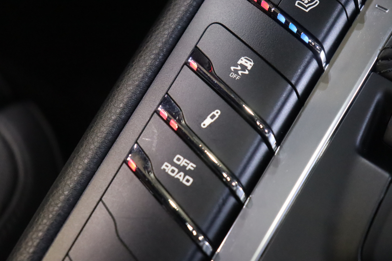 ポルシェ マカン ｽﾎﾟｰﾂｸﾛﾉP　後期ﾓﾃﾞﾙ PASM 黒本革 18way電動ｼｰﾄ PCMﾅﾋﾞ BOSEｻｳﾝﾄﾞ CarPlay ｱｸﾃｨﾌﾞｸﾙｺﾝ ﾚｰﾝｷｰﾌﾟ&ﾚｰﾝﾁｪﾝｼﾞｱｼｽﾄ PDLS付LEDﾍｯﾄﾞﾗｲﾄ ｴﾝﾄﾘｰﾄﾞﾗｲﾌﾞ ﾍﾞﾝﾁﾚｰﾀｰ ｼｰﾄﾋｰﾀｰ 360ｶﾒﾗ 　2年保証