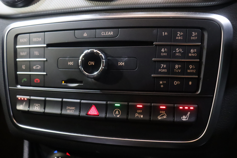 メルセデスベンツ GLA GLA250 4MATIC ﾍﾞｰｼｯｸPﾌﾟﾗｽ ﾚｰﾀﾞｰSP　ｷｰﾚｽｺﾞｰ ﾚｻﾞｰﾂｲﾝｼｰﾄ(ﾌﾞﾗｯｸ) 8ｲﾝﾁﾜｲﾄﾞﾅﾋﾞ CarPlay ﾌﾙｾｸﾞTV ｱｸﾃｨﾌﾞｸﾙｺﾝ ﾚｰﾝｷｰﾌﾟ ﾌﾞﾗｲﾝﾄﾞｽﾎﾟｯﾄｱｼｽﾄ ｱﾝﾋﾞｴﾝﾄﾗｲﾄ　2年保証