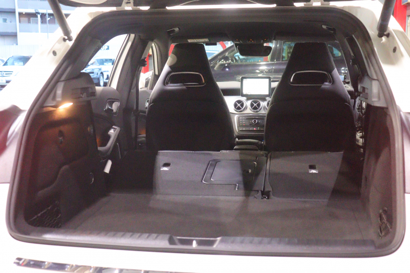 メルセデスベンツ GLA GLA250 4MATIC ﾍﾞｰｼｯｸPﾌﾟﾗｽ ﾚｰﾀﾞｰSP　ｷｰﾚｽｺﾞｰ ﾚｻﾞｰﾂｲﾝｼｰﾄ(ﾌﾞﾗｯｸ) 8ｲﾝﾁﾜｲﾄﾞﾅﾋﾞ CarPlay ﾌﾙｾｸﾞTV ｱｸﾃｨﾌﾞｸﾙｺﾝ ﾚｰﾝｷｰﾌﾟ ﾌﾞﾗｲﾝﾄﾞｽﾎﾟｯﾄｱｼｽﾄ ｱﾝﾋﾞｴﾝﾄﾗｲﾄ　2年保証