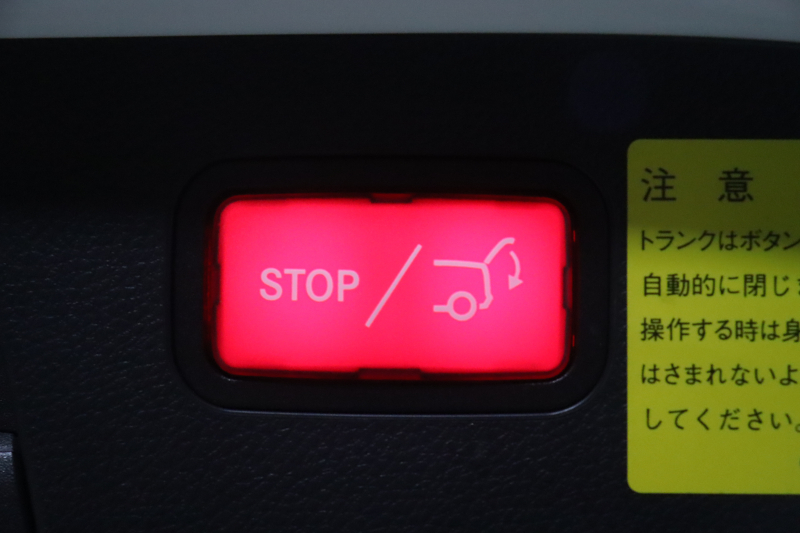 メルセデスベンツ GLA GLA250 4MATIC ﾍﾞｰｼｯｸPﾌﾟﾗｽ ﾚｰﾀﾞｰSP　ｷｰﾚｽｺﾞｰ ﾚｻﾞｰﾂｲﾝｼｰﾄ(ﾌﾞﾗｯｸ) 8ｲﾝﾁﾜｲﾄﾞﾅﾋﾞ CarPlay ﾌﾙｾｸﾞTV ｱｸﾃｨﾌﾞｸﾙｺﾝ ﾚｰﾝｷｰﾌﾟ ﾌﾞﾗｲﾝﾄﾞｽﾎﾟｯﾄｱｼｽﾄ ｱﾝﾋﾞｴﾝﾄﾗｲﾄ　2年保証