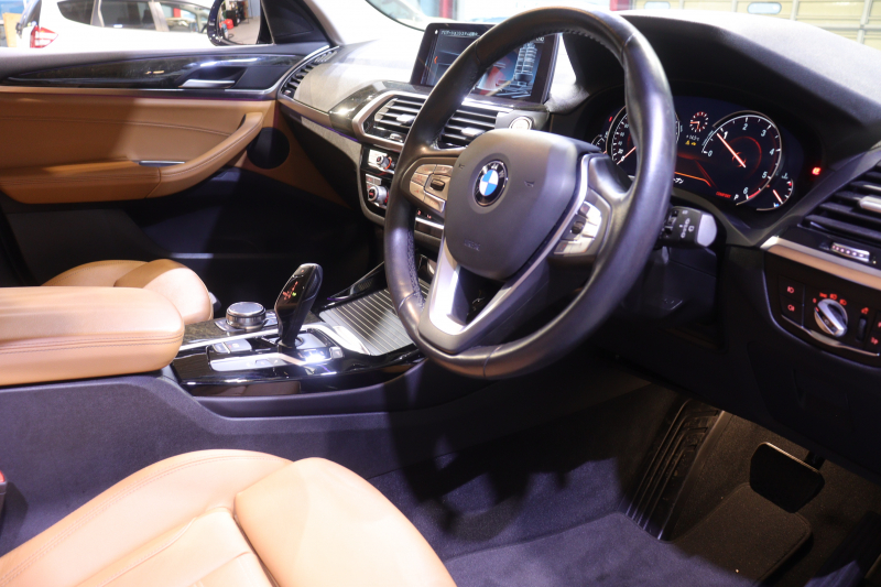 BMW X3 xDrive 20d Xﾗｲﾝ ﾊｲﾗｲﾝP　ﾄﾞﾗｲﾋﾞﾝｸﾞｱｼｽﾄﾌﾟﾗｽ ｺﾆｬｯｸﾚｻﾞｰ 第6世代iDriveﾅﾋﾞ 360ｶﾒﾗ ｱﾀﾞﾌﾟﾃｨﾌﾞLED 全席ﾋｰﾀｰ ﾍｯﾄﾞｱｯﾌﾟﾃﾞｨｽﾌﾟﾚｲ ﾜｲﾔﾚｽﾁｬｰｼﾞﾝｸﾞ 19ｲﾝﾁYｽﾎﾟｰｸAW　2年保証