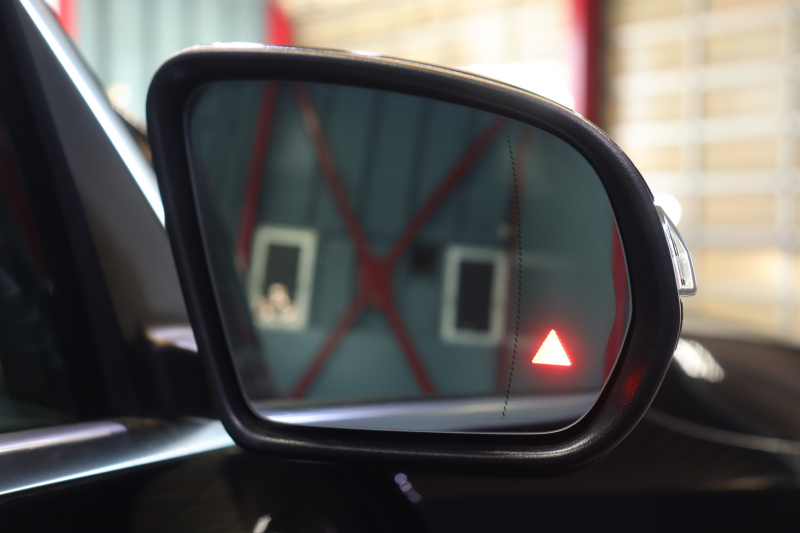 メルセデスベンツ GLB GLB200d ﾅﾋﾞｹﾞｰｼｮﾝP ﾚｰﾀﾞｰSP　ﾚｻﾞｰﾂｲﾝｼｰﾄ(ﾌﾞﾗｯｸ) ﾊﾟﾉﾗﾏｻﾝﾙｰﾌ 10.25ｲﾝﾁﾜｲﾄﾞﾅﾋﾞ&ｺｸﾋﾟｯﾄﾃﾞｨｽﾌﾟﾚｲ 360ｶﾒﾗ 360ｶﾒﾗ ｱｸﾃｨﾌﾞｸﾙｺﾝ ﾚｰﾝｷｰﾌﾟ&ﾚｰﾝﾁｪﾝｼﾞｱｼｽﾄ LEDﾍｯﾄﾞﾗｲﾄ　2年保証