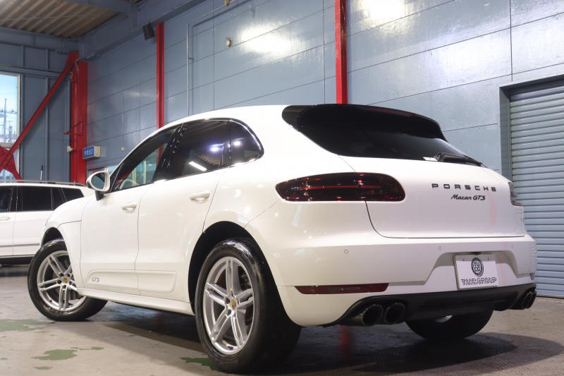 ポルシェ マカン GTS ｽﾎﾟｰﾂｸﾛﾉP　PASM ﾂｰﾄﾝﾚｻﾞｰ(ﾍﾞｰｼﾞｭ/ﾌﾞﾗｯｸ) 18way電動ｼｰﾄ ﾍﾞﾝﾁﾚｰﾀｰ PCMﾅﾋﾞ CarPlay PDLS+LEDﾍｯﾄﾞﾗｲﾄ ｽﾎﾟｰﾂｴｸﾞｿﾞｰｽﾄ 360ｶﾒﾗ ｽﾃｱﾘﾝｸﾞﾋｰﾀｰ ﾀﾞｰｸｳｫｰﾙﾅｯﾄｳｯﾄﾞｲﾝﾃﾘｱ 19ｲﾝﾁﾏｶﾝﾀｰﾎﾞAW　2年保証