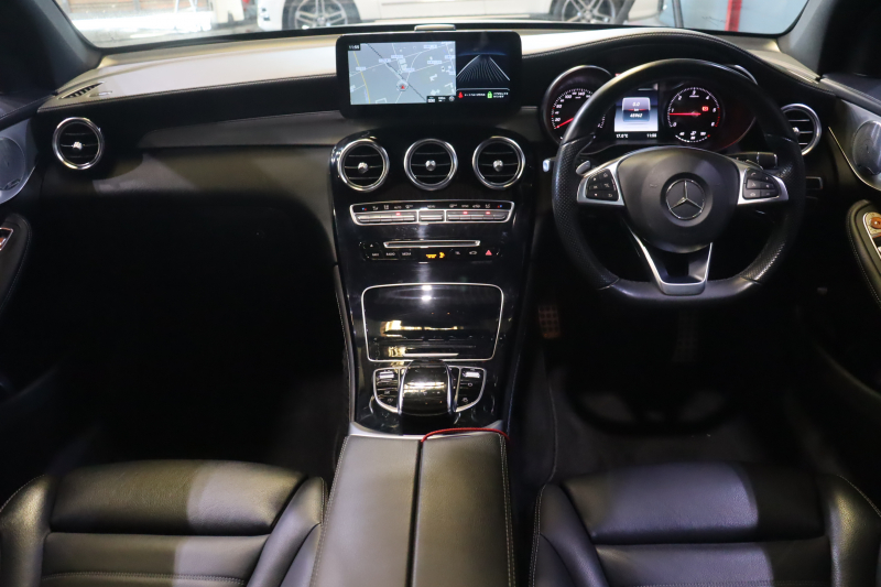 メルセデスベンツ GLC GLC220d 4MATIC 本革仕様 ﾚｰﾀﾞｰｾｰﾌﾃｨP　ACC Pｽﾀ ECO 黒革 ﾊﾟﾉﾗﾏR Androidﾅﾋﾞ Carplay ﾌﾙｾｸﾞ 360ｶﾒﾗ ﾍｯﾄﾞｱｯﾌﾟD ﾌｯﾄﾄﾗﾝｸ AMGｴｱﾛ&19ｲﾝﾁAW ｻｲﾄﾞﾗﾝﾆﾝｸﾞﾎﾞｰﾄﾞ LED　2年保証付
