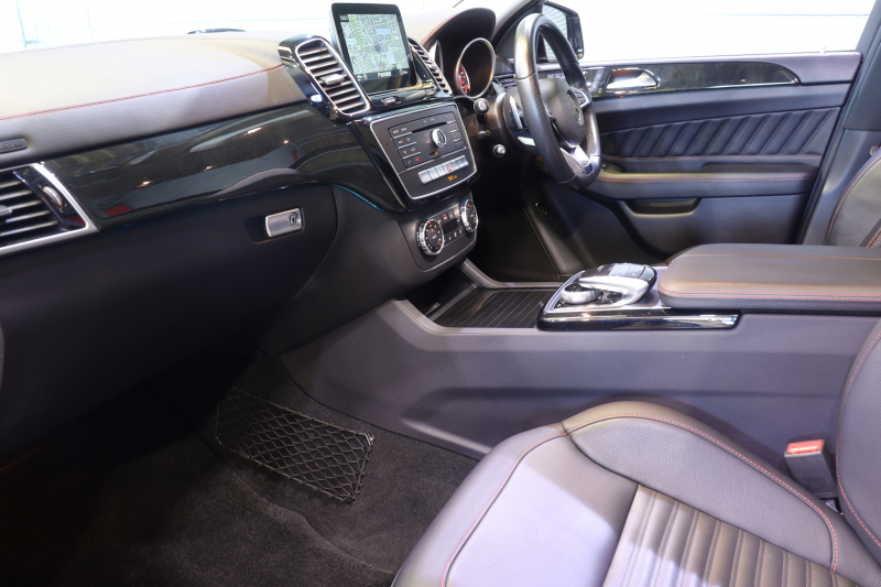 メルセデスベンツ GLE GLE350d 4MATIC ｸｰﾍﾟ ｽﾎﾟｰﾂ ﾚｰﾀﾞｰSP　黒ﾅｯﾊﾟ革 全席ｼｰﾄﾋｰﾀｰ ﾊﾟﾉﾗﾏｻﾝﾙｰﾌ 8ｲﾝﾁﾜｲﾄﾞﾅﾋﾞ ﾌﾙｾｸﾞTV harman/kardonｻｳﾝﾄﾞ CarPlay 360ｶﾒﾗ LEDﾍｯﾄﾞﾗｲﾄ 自動ﾘｱｹﾞｰﾄ AMGｴｱﾛ&21ｲﾝﾁｱﾙﾐ　2年保証