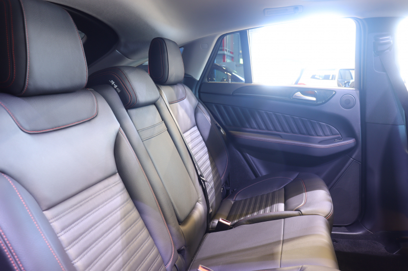 メルセデスベンツ GLE GLE350d 4MATIC ｸｰﾍﾟ ｽﾎﾟｰﾂ ﾚｰﾀﾞｰSP　黒ﾅｯﾊﾟ革 全席ｼｰﾄﾋｰﾀｰ ﾊﾟﾉﾗﾏｻﾝﾙｰﾌ 8ｲﾝﾁﾜｲﾄﾞﾅﾋﾞ ﾌﾙｾｸﾞTV harman/kardonｻｳﾝﾄﾞ CarPlay 360ｶﾒﾗ LEDﾍｯﾄﾞﾗｲﾄ 自動ﾘｱｹﾞｰﾄ AMGｴｱﾛ&21ｲﾝﾁｱﾙﾐ　2年保証