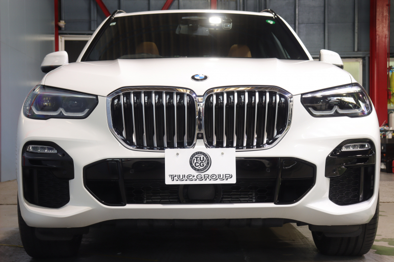 BMW X5 xDrive 35d Mｽﾎﾟｰﾂ ﾄﾞﾗｲﾋﾞﾝｸﾞﾀﾞｲﾅﾐｸｽP　ﾄﾞﾗｲﾋﾞﾝｸﾞｱｼｽﾄﾌﾟﾛ ｱﾀﾞﾌﾟﾃｨﾌﾞｴｱｻｽ ｲﾝﾃｸﾞﾚｲﾃｯﾄﾞｱｸﾃｨﾌﾞｽﾃｱ ｺﾆｬｯｸﾚｻﾞｰ ﾊﾟﾉﾗﾏｻﾝﾙｰﾌ 第7世代iDriveﾅﾋﾞ CarPlay ﾍｯﾄﾞｱｯﾌﾟD OP21ｲﾝﾁAW　2年保証
