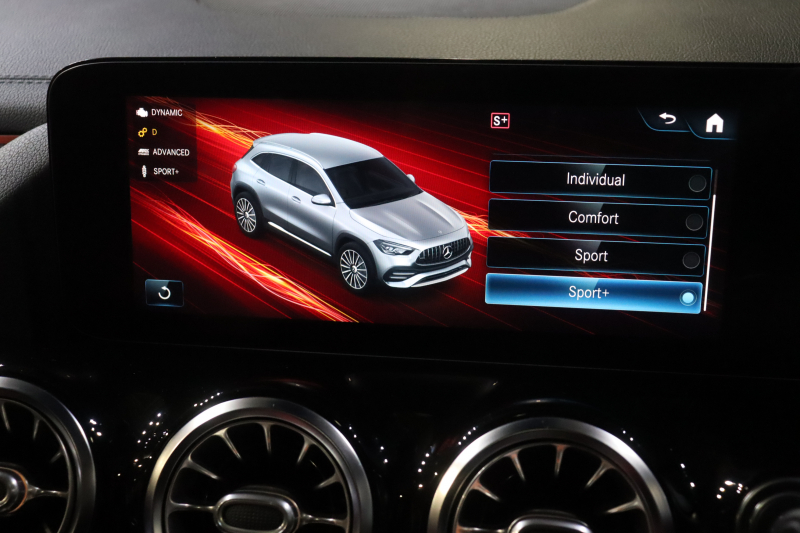 AMG GLA GLA35 4MATIC AMGﾊﾟﾌｫｰﾏﾝｽ&ｱﾄﾞﾊﾞﾝｽﾄ&ﾅﾋﾞｹﾞｰｼｮﾝP ﾚｰﾀﾞｰSP　1ｵｰﾅｰ AMGﾊﾟﾌｫｰﾏﾝｽｼｰﾄ 本革(赤/黒) ﾊﾟﾉﾗﾏｻﾝﾙｰﾌ 10.25ｲﾝﾁﾜｲﾄﾞﾅﾋﾞ ｱﾄﾞﾊﾞﾝｽﾄﾞｻｳﾝﾄﾞ ﾍｯﾄﾞｱｯﾌﾟD 360ｶﾒﾗ ﾌｯﾄﾄﾗﾝｸ ﾏﾙﾁﾋﾞｰﾑLED　2年保証