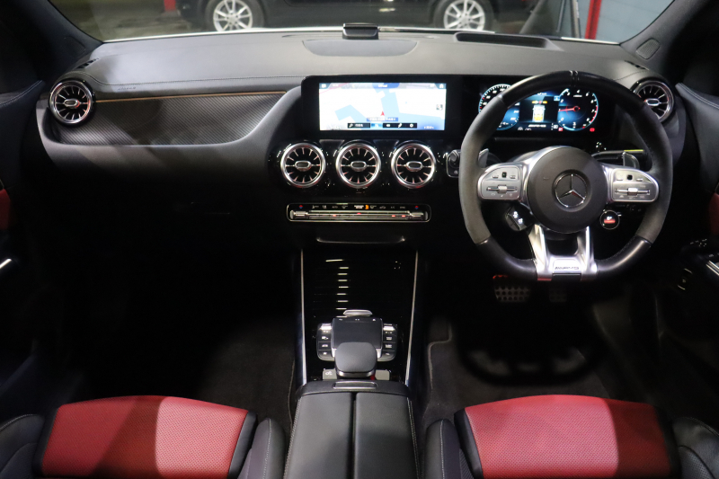 AMG GLA GLA35 4MATIC AMGﾊﾟﾌｫｰﾏﾝｽ&ｱﾄﾞﾊﾞﾝｽﾄ&ﾅﾋﾞｹﾞｰｼｮﾝP ﾚｰﾀﾞｰSP　1ｵｰﾅｰ AMGﾊﾟﾌｫｰﾏﾝｽｼｰﾄ 本革(赤/黒) ﾊﾟﾉﾗﾏｻﾝﾙｰﾌ 10.25ｲﾝﾁﾜｲﾄﾞﾅﾋﾞ ｱﾄﾞﾊﾞﾝｽﾄﾞｻｳﾝﾄﾞ ﾍｯﾄﾞｱｯﾌﾟD 360ｶﾒﾗ ﾌｯﾄﾄﾗﾝｸ ﾏﾙﾁﾋﾞｰﾑLED　2年保証