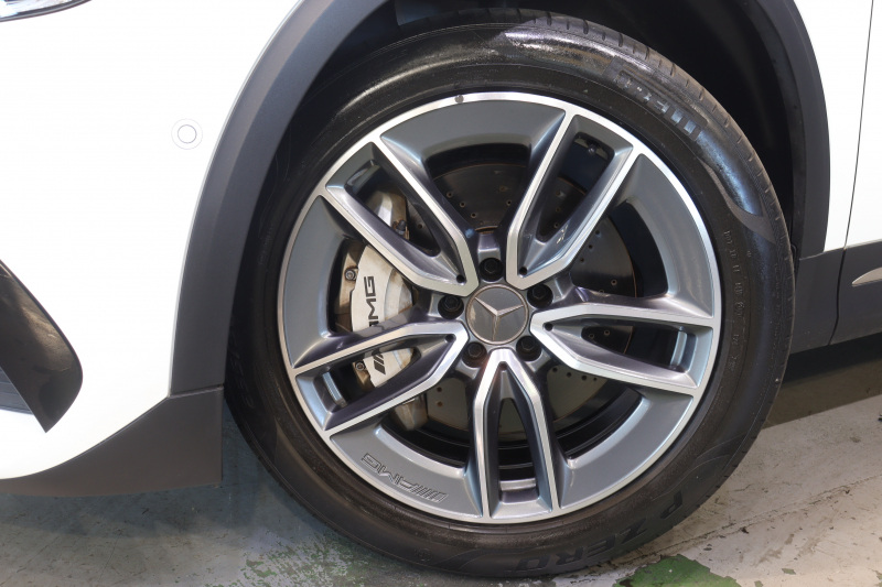 AMG GLA GLA35 4MATIC AMGﾊﾟﾌｫｰﾏﾝｽ&ｱﾄﾞﾊﾞﾝｽﾄ&ﾅﾋﾞｹﾞｰｼｮﾝP ﾚｰﾀﾞｰSP　AMGﾊﾟﾌｫｰﾏﾝｽｼｰﾄ 本革(灰/黒) ﾊﾟﾉﾗﾏｻﾝﾙｰﾌ 10.25ｲﾝﾁﾜｲﾄﾞﾅﾋﾞ ｱﾄﾞﾊﾞﾝｽﾄﾞｻｳﾝﾄﾞ ﾍｯﾄﾞｱｯﾌﾟD 360ｶﾒﾗ ﾌｯﾄﾄﾗﾝｸ ﾏﾙﾁﾋﾞｰﾑLED　2年保証